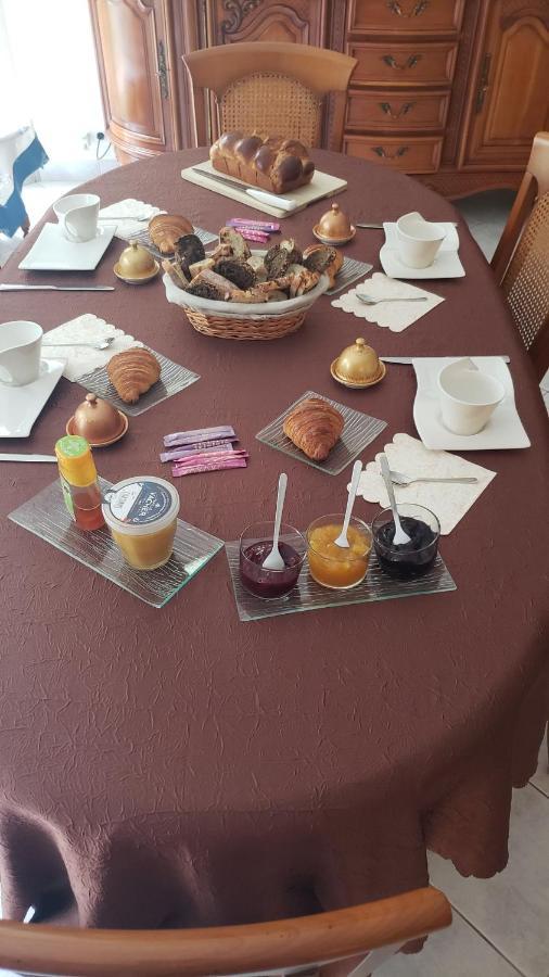 Bed and Breakfast Le Calme Plessé Exterior foto